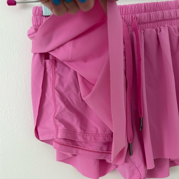 Barbie Pink Flowy Tennis Prep Preppy Built In Shorts Size Small - Picture 4 of 6